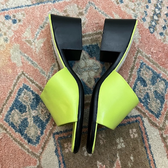 Vintage 90s lime green heeled sandals - Picture 2 of 9